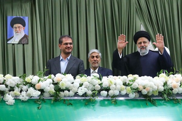 آبادانی کشور در گرو تلاش جهادی است/ ضرورت ایجاد بازارچههای دائمی صنایعدستی در کردستان