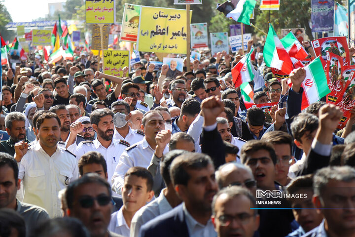 راهپیمایی سیزدهم آبان و روز دانش‌آموز در کرمان پایتخت مقاومت جهان اسلام