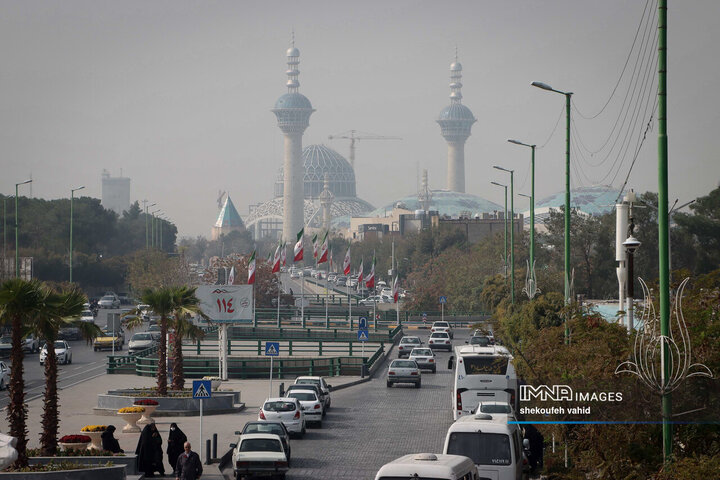 اصفهان در سال جاری ۱۲۳ روز هوای ناسالم داشت/ لزوم کاهش سفرهای غیرضروری