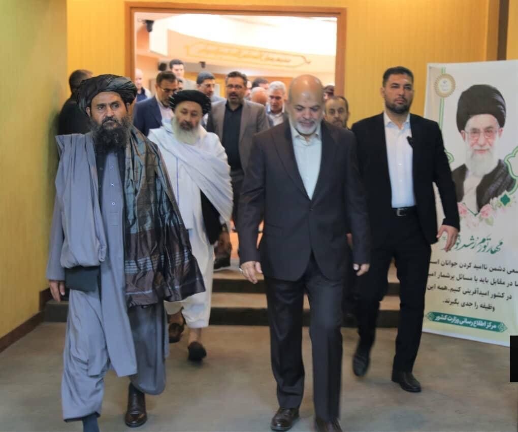 «ملا برادر» مقام ارشد اقتصادی طالبان با وزیر کشور دیدار کرد