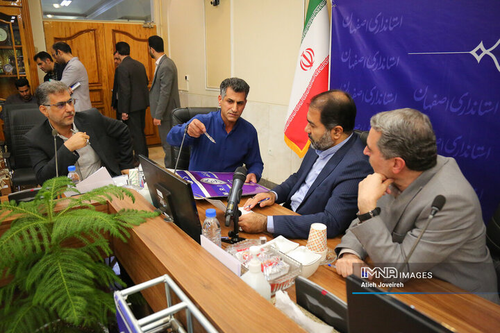 ملاقات مردمی استاندار اصفهان