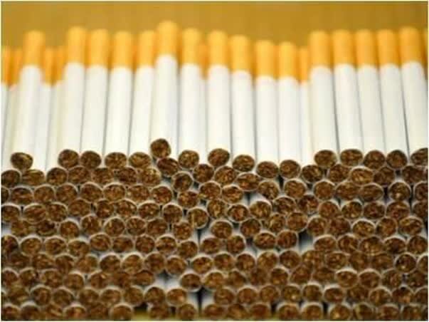 توقیف کامیون حامل ۱۰۸ هزار نخ سیگار فاقد مجوز در کنگاور