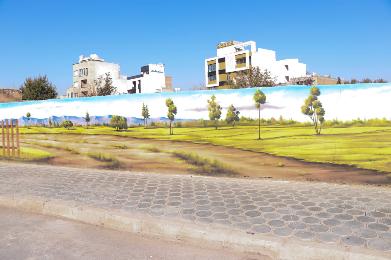 دیوارنگاره اکسیژن شهر و هوای پاک روی دیوارهای خیابان میرزاطاهر نقش بست