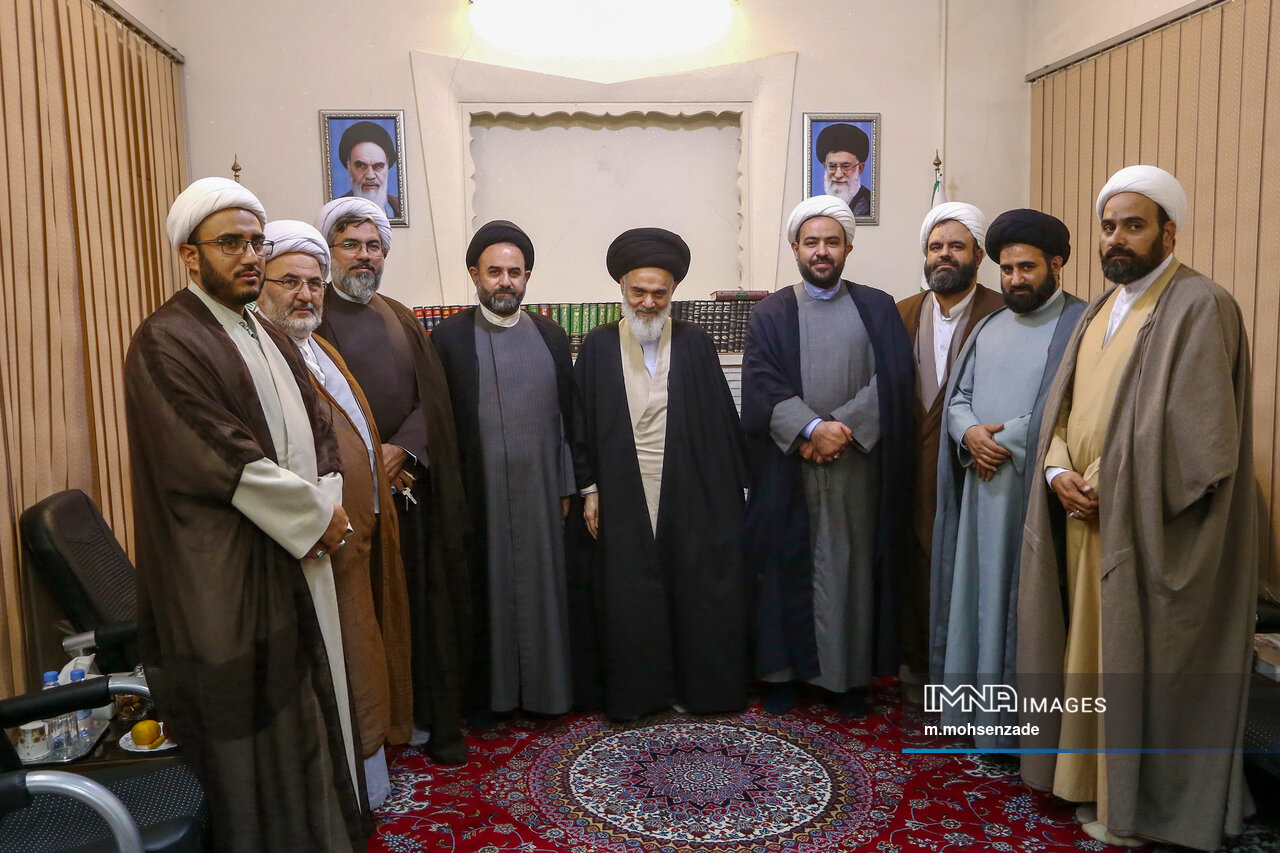 نشست روحانیون عضو شوراهای اسلامی شهرهای کشور با معاون تبلیغی سازمان تبلیغات اسلامی