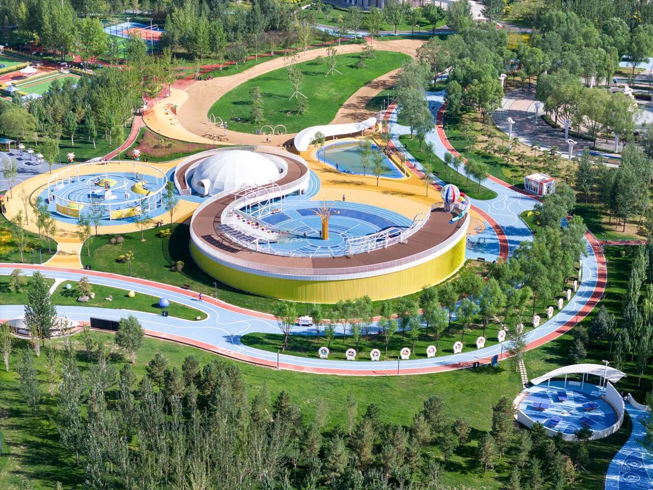 لزوم وجود فضاهای باز ورزشی شهری برای نشاط ساکنان