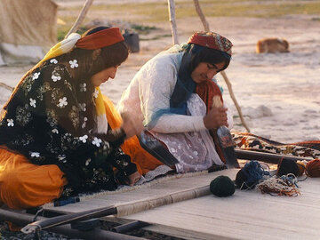 Iranian Nomads Showcase Cultural Heritage and Tourism in Major Festival