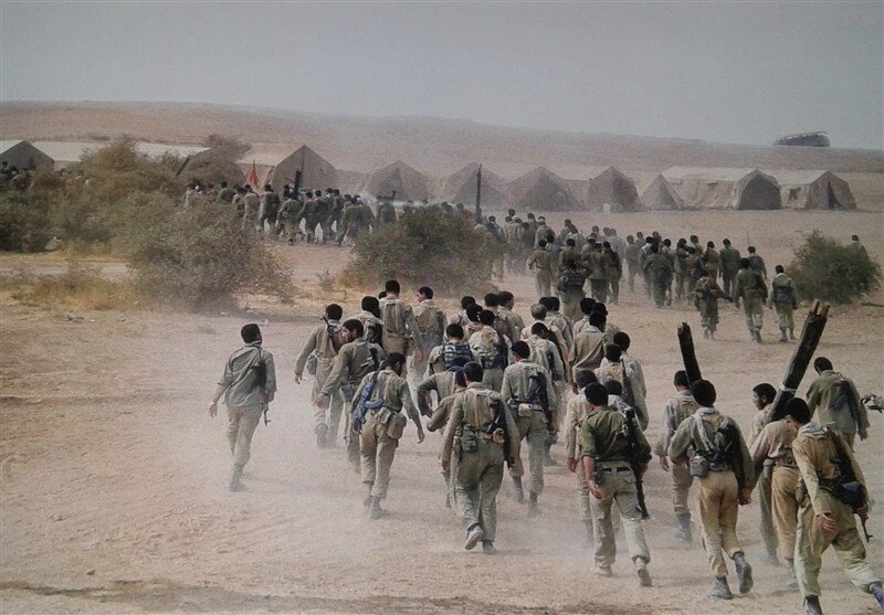 ماجرای یک مادر چشمبه راه و دلداری به خانوادههای شهدا