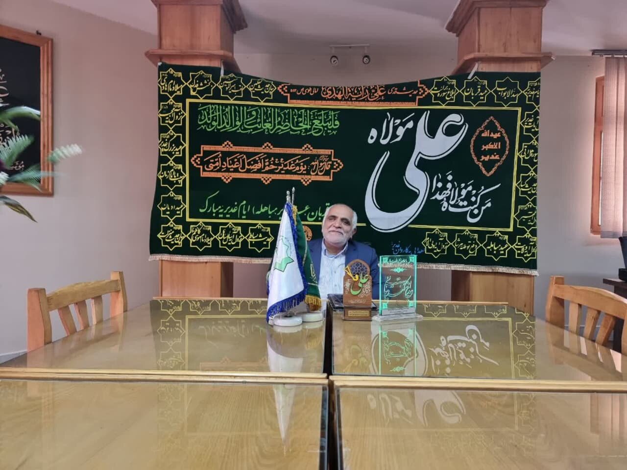 فعالیت برای امیرالمونین به چهار زبان / وقتی نهجالبلاغه در قلب نویسنده مسیحی جا دارد