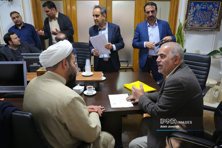 کمیته نظارتی شورای شهر اصفهان در منطقه یک شهرداری