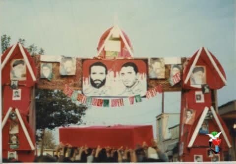 دو تابوتِ نشاندار در یک تشییع ماندگار/ روزی که پدر و پسر با هم آمدند