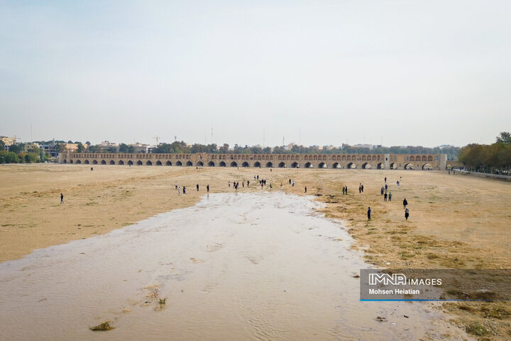 Zayandehroud River Returns, Igniting Boundless Joy Among City Dwellers