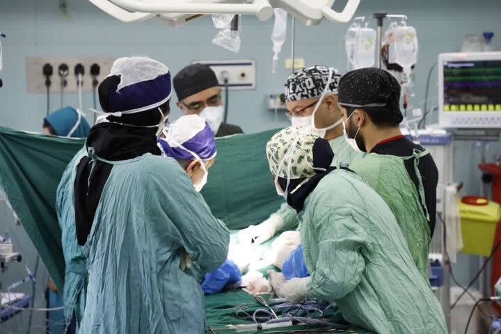 مرحله اول جراحی جداسازی دوقلوهای بهم چسبیده در شیراز انجام شد