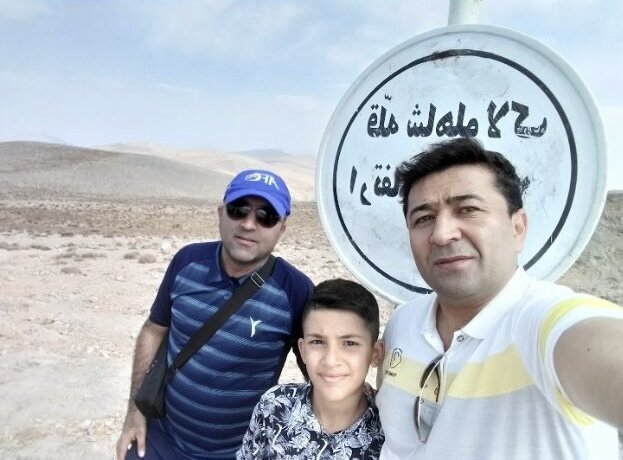 نونهال اصفهانی همراه با تیم کوهنوردی شهرداری اصفهان موفق به فتح قله شاه لولاک شد + عکس