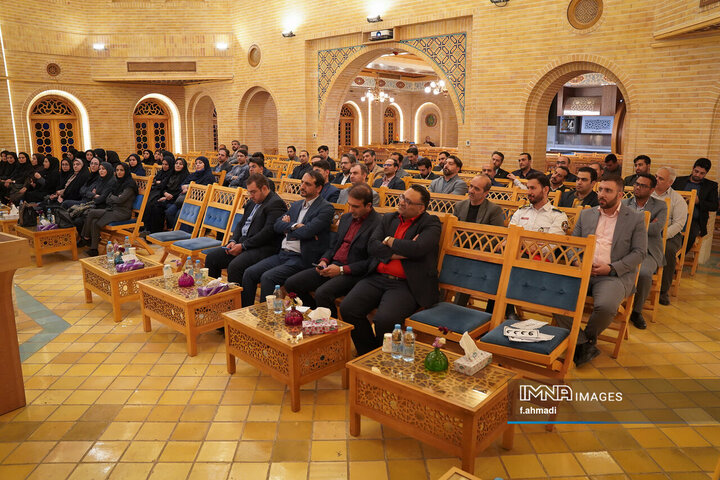 جلسه مسولان دفاتر مدیران مناطق شهرداری اصفهان
