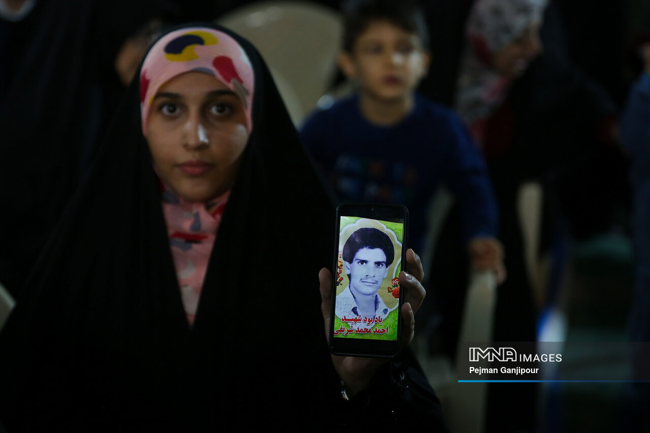 منطقه پرواز/ من مادر و خواهر چهار شهید هستم!