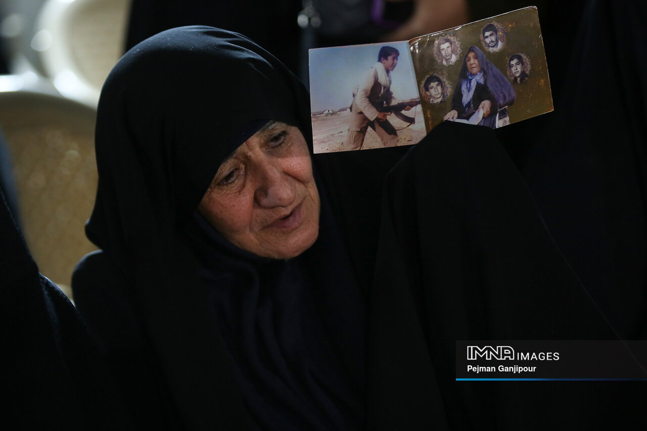 منطقه پرواز/ من مادر و خواهر چهار شهید هستم!