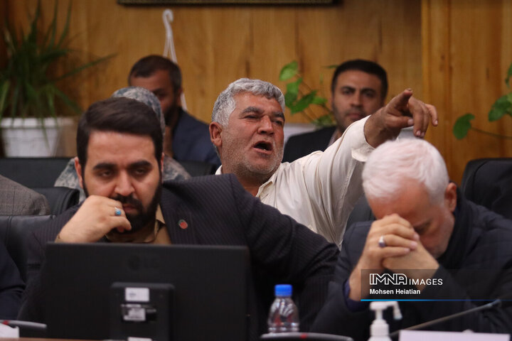 نشست وزیر کشور و نیرو پیرامون مطالبات مردمی در حوضه زاینده‌رود