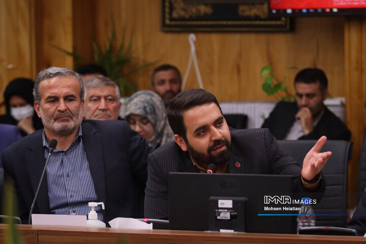 علی صالحی نماینده مردم اصفهان در شورای شهر