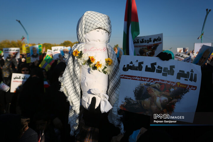 Iranians Rally in Solidarity with Gaza, Condemn Israeli Attacks