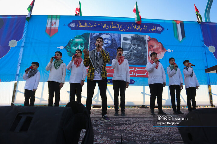 Iranians Rally in Solidarity with Gaza, Condemn Israeli Attacks