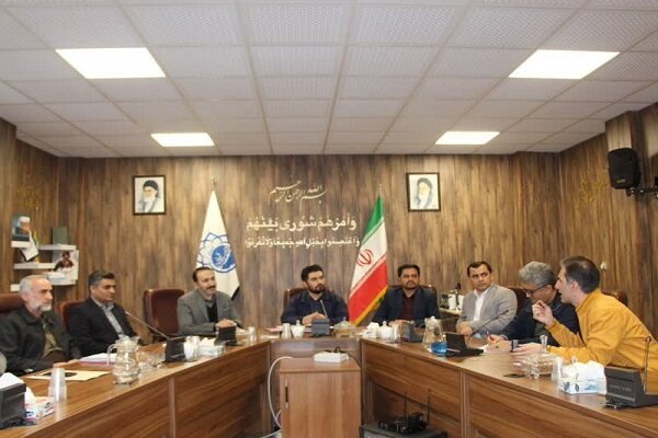 رفع مشکل بیمه کارگران و کارکنان در اولویت شهرداری سنندج قرار گیرد