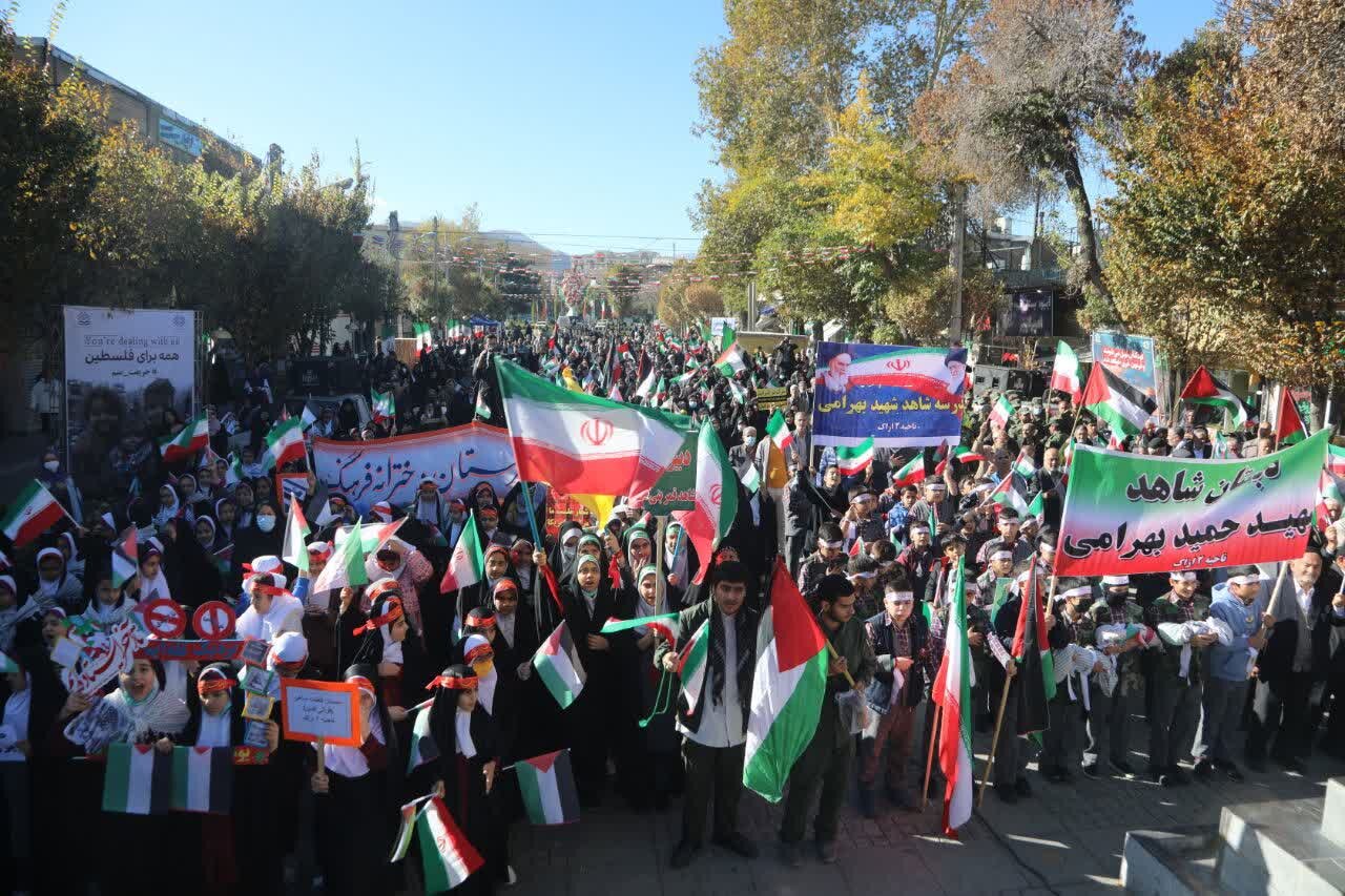 مردم اراک در حمایت از مردم فلسطین تجمع کردند