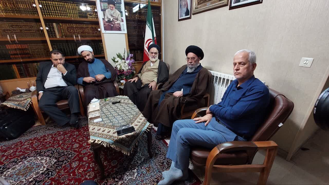 زایندهرود مسئله اول اصفهان/ جلسه مشترک مدیران با نماینده ولی فقیه در استان برگزار شد