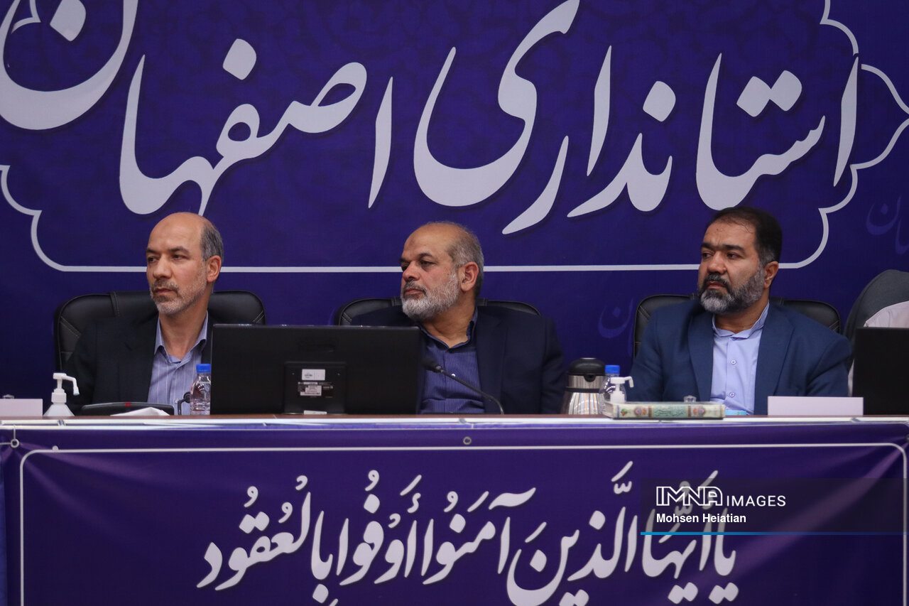 رویایی به درازای یک ربع قرن/خروج زایندهرود از بن بست