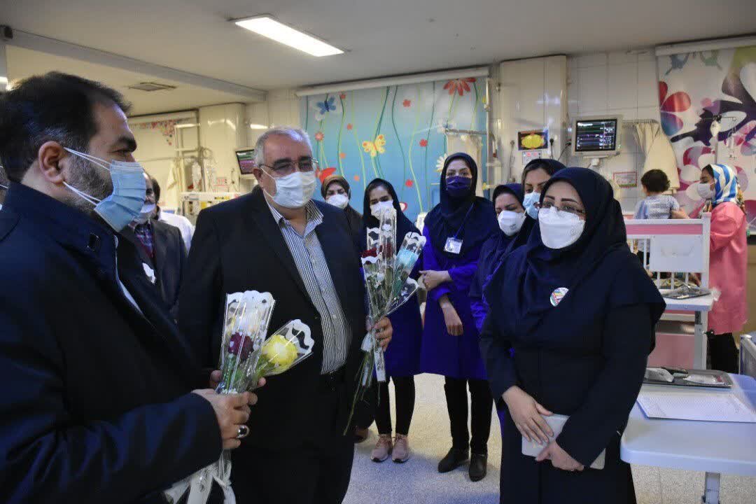 همپیمانان عشق و ایثار / اینجا امید در رگها جاری است