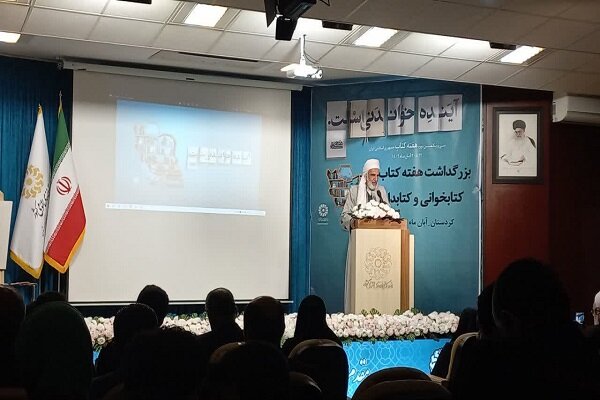 کانون خانواده بهترین محل برای ترویج فرهنگ کتابخوانی است