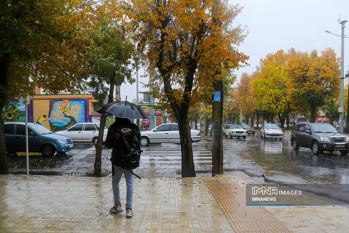 آب‌گرفتگی و مشکل خاصی در شهر اصفهان نداشتیم/ آماده‌باش اکیپ‌های ستاد سیل تا پایان بارش‌ها