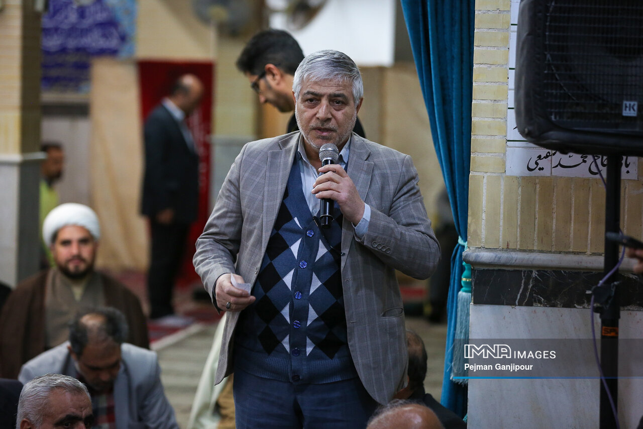 اهالی منطقه ۴ در دیدار با شهردار اصفهان چه گفتند؟