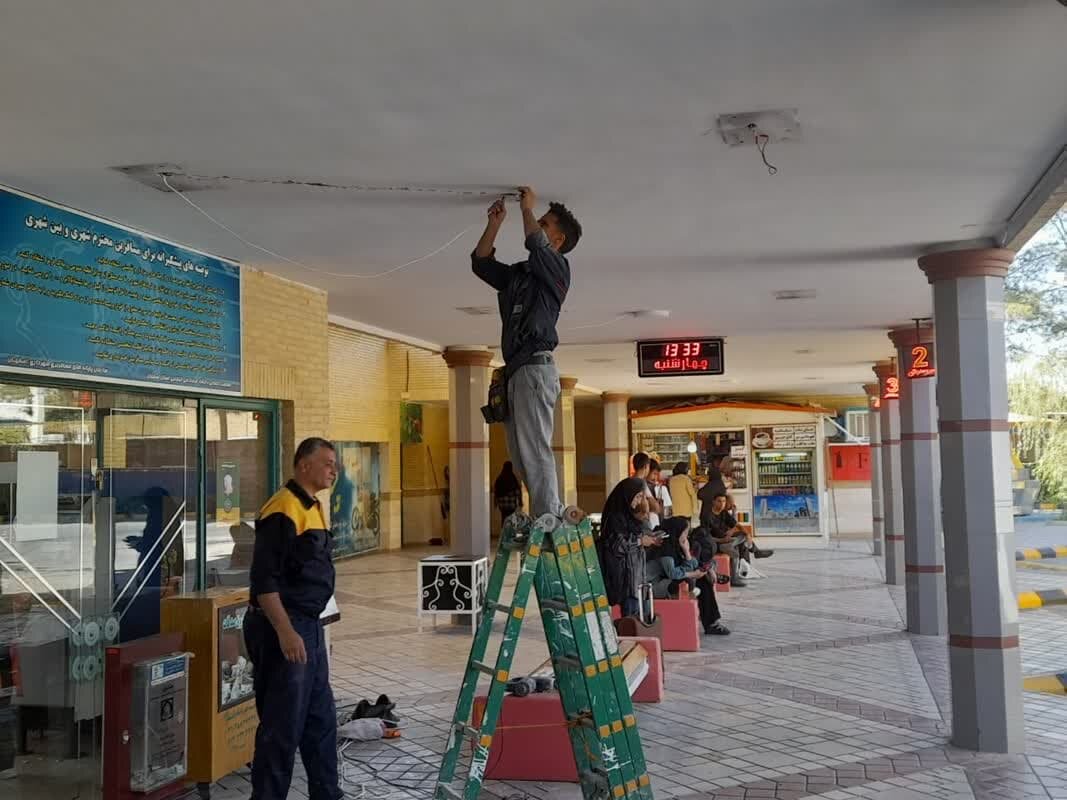 کاهش ٣٠ درصدی مصرف برق پایانه‌های اصفهان با اصلاح شبکه روشنایی