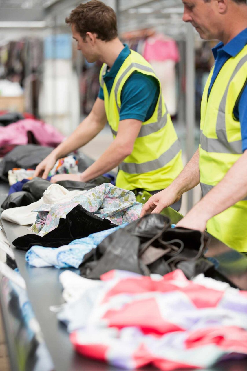 بازیافت لباس؛ راهکار شهرهای مدگرا برای زباله‌های صنعت نساجی