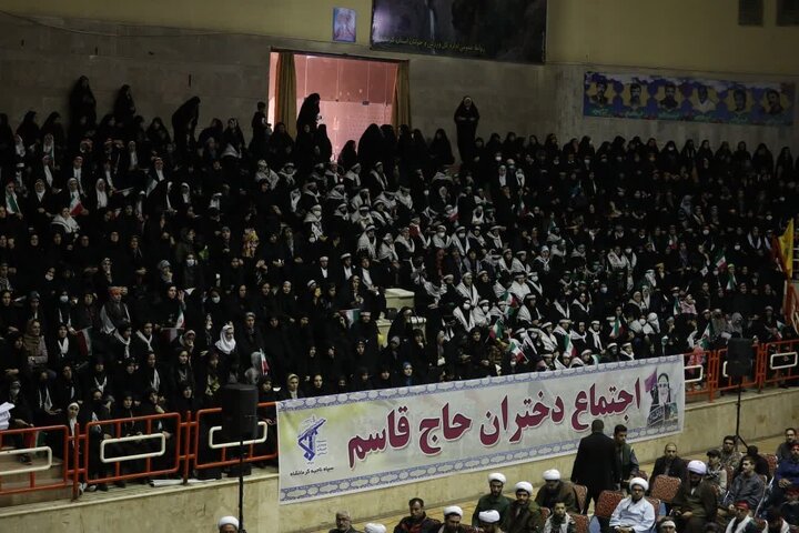 اجتماع بزرگ بسیجیان استان کرمانشاه با عنوان «نمایش اقتدار»