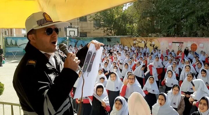 ۱۵۰۰ دانش‌آموز در پویش «زنگ ترافیک مدارس» منطقه ۳ اصفهان مشارکت کردند