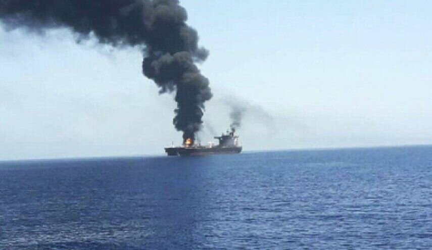 یک کشتی صهیونیستی هدف حمله قرار گرفته است