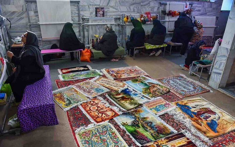 از لباس های خونی تا چکمههایگِلی