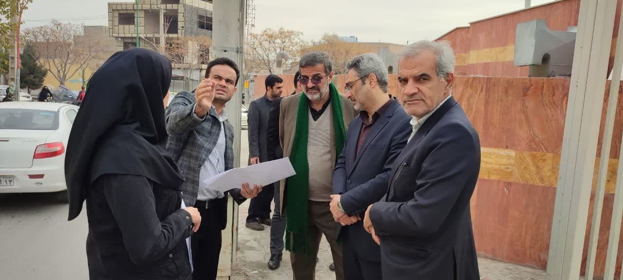مشاور شهردار اصفهان از پروژه‌های محله محور منطقه ۱۳ بازدید کرد
