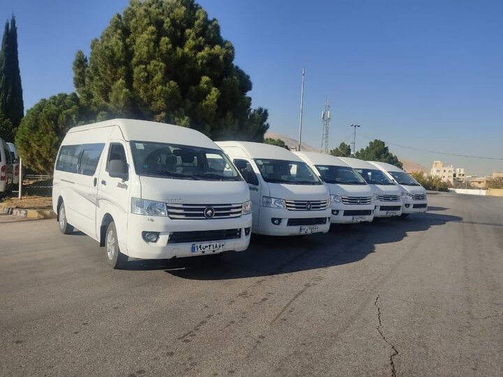 ورود پنج خودرو ون جدید ویژه توان خواهان و معلولین به ناوگان حمل و نقل شیراز
