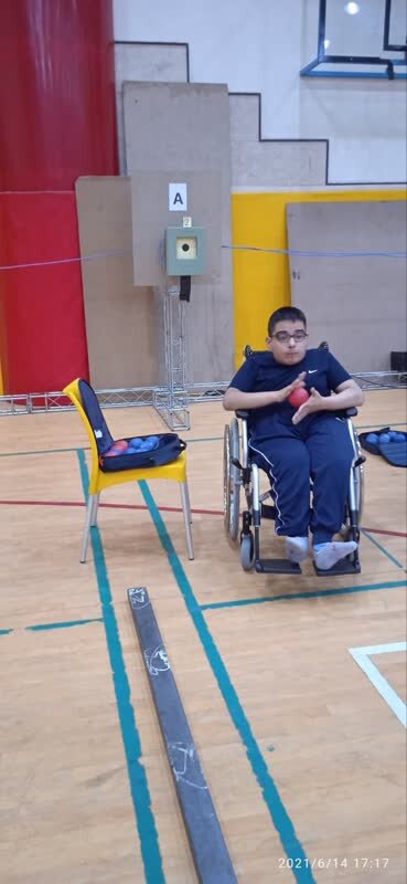 حکایت یک مادر و پسری با صندلی چرخدار