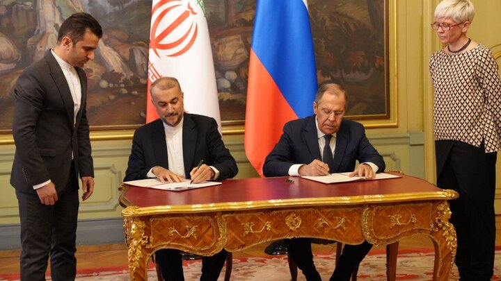 همکاری‌های دوجانبه ایران و روسیه در تمام عرصه‌های کلیدی رو به پیشرفت است