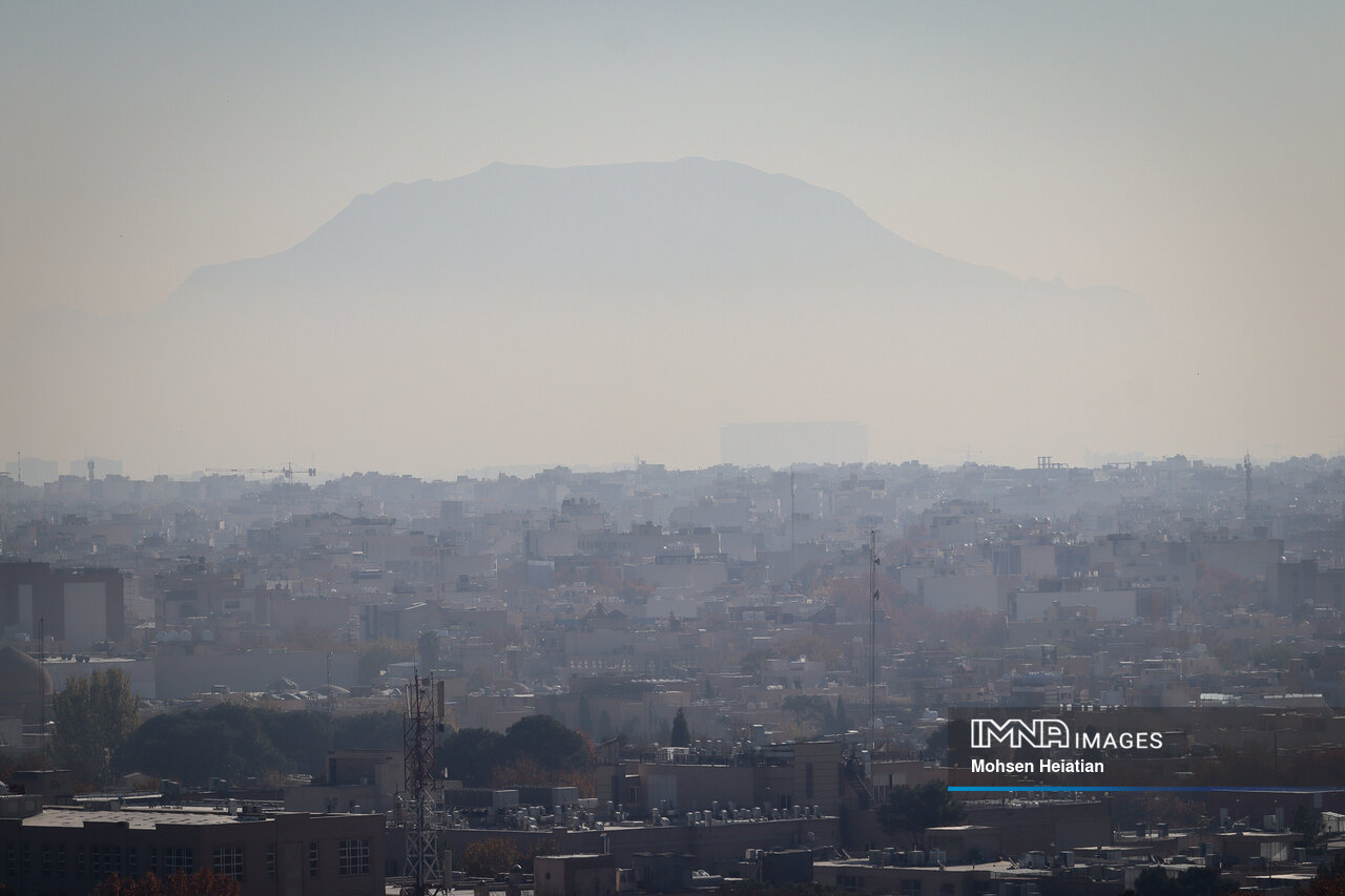 فیروزکوه سردترین نقطه استان / منتظر انباشت آلاینده‌ها در تهران باشید