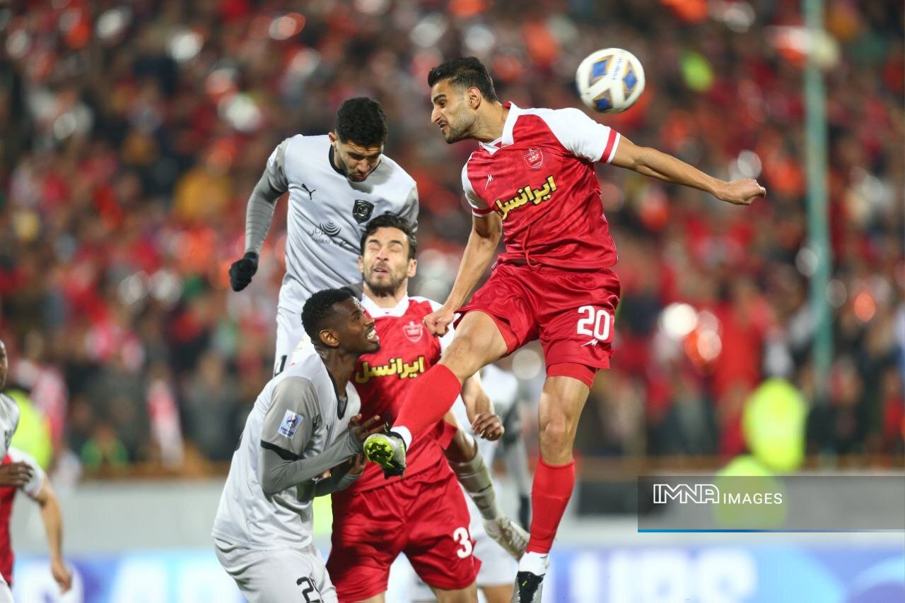 استقلال صدر را در آزادی از دست میدهد؟