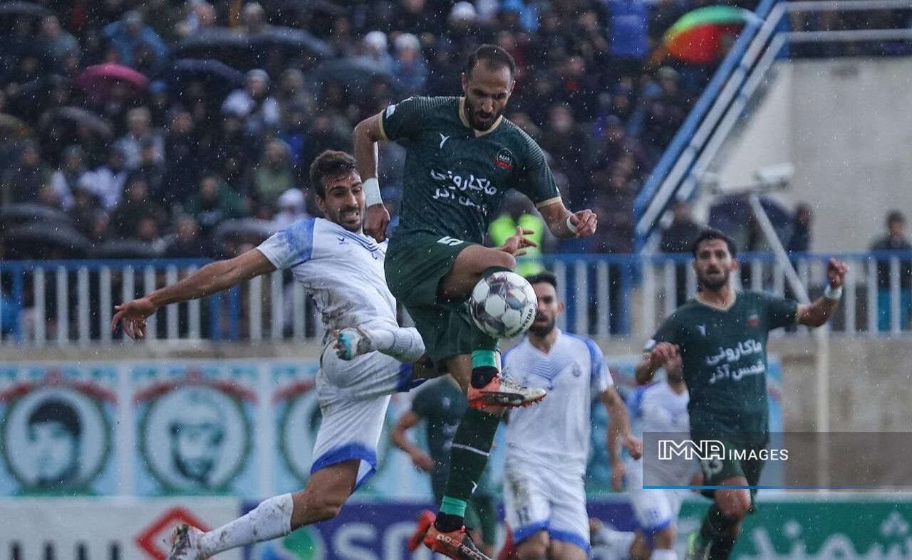 مدعیان در تکاپو برای ساختن نیمفصلی جذاب