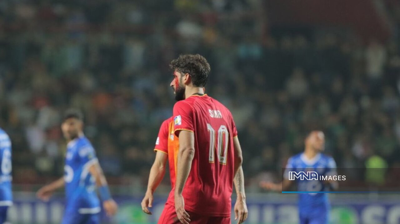 فوتبال ایران به میدان جنگ تبدیل شد! / عدم وجود VAR بهشدت احساس میشود