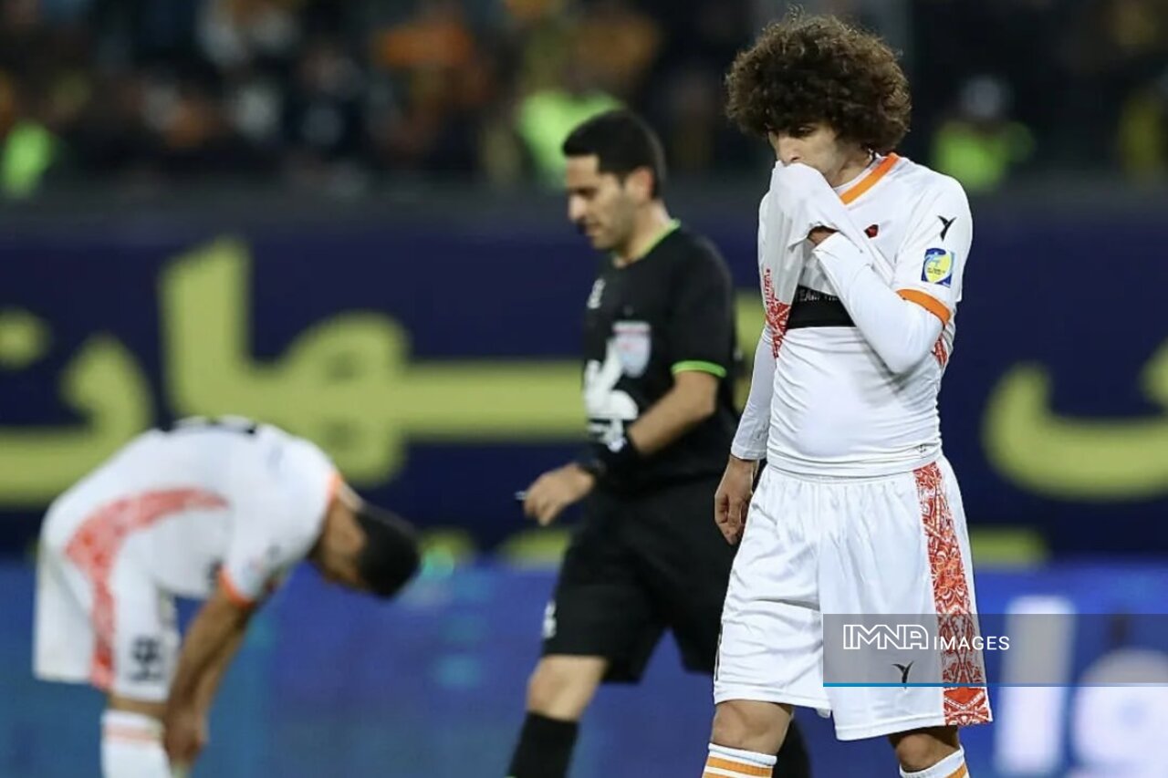 شهرستانیها صف اول درآمدزایی فدراسیون فوتبال