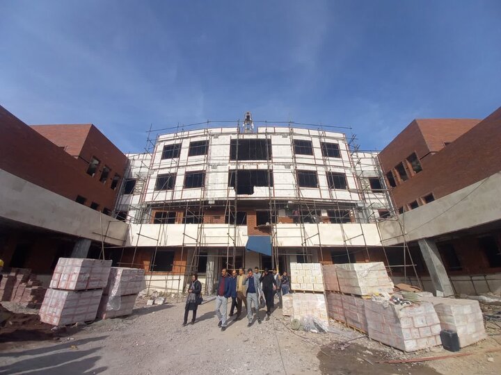 پیشرفت فیزیکی ۶۲ درصدی ساخت نخستین مدرسه سبز قزوین