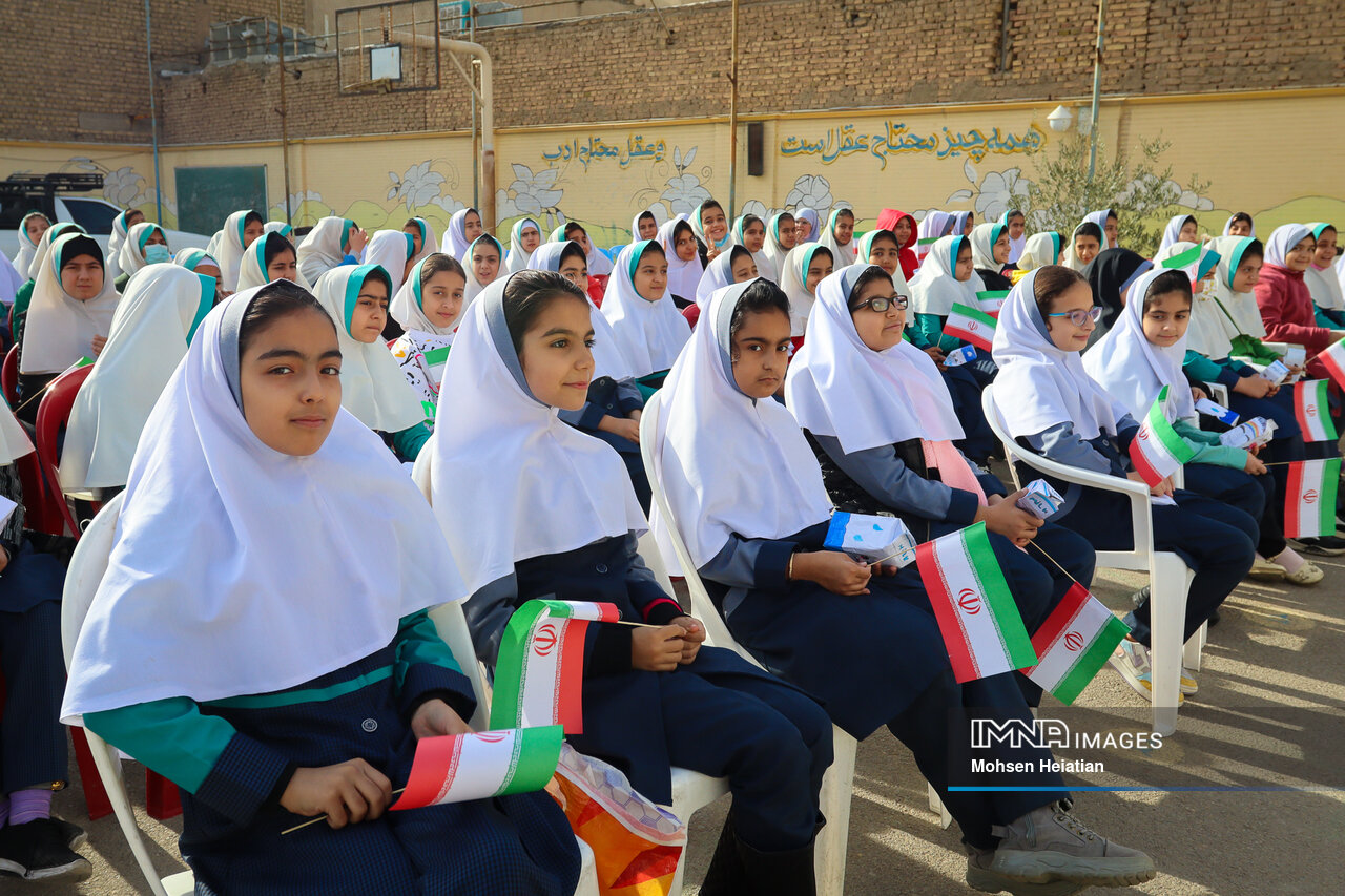 افتتاح بیش از ۲۵۰۰ کلاس درس در منطقه تبادکان مشهد