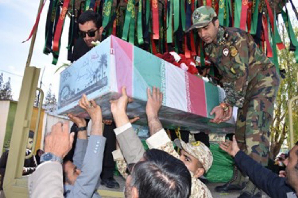 پیچیدن عطر حضور شهدای خوشنام در شهر یاسوج + تصاویر